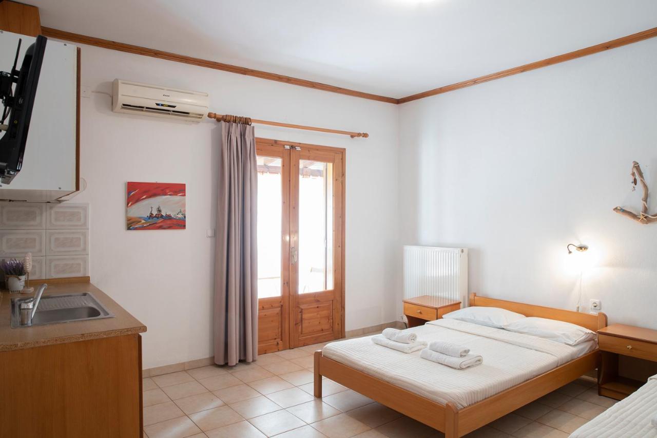 Gravanis Studios Platamonas Exterior photo
